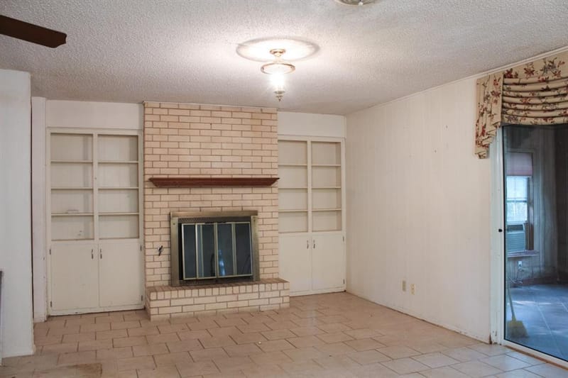 1210 Cozby Street S, Benbrook TX 76126 - Photo 18