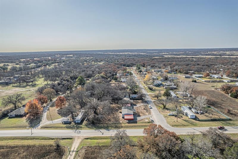 101 Kelly Court, Azle TX 76020 - Photo 29