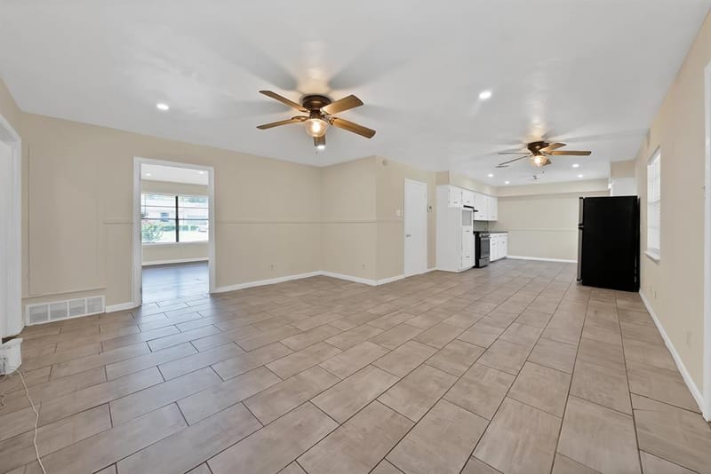 8533 Blossom Lane, Dallas TX 75227 - Photo 23