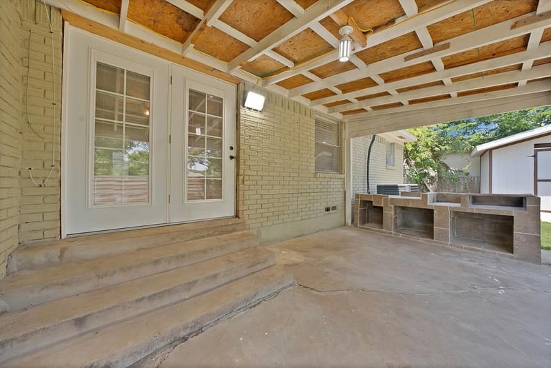 8533 Blossom Lane, Dallas TX 75227 - Photo 33