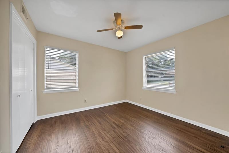 8533 Blossom Lane, Dallas TX 75227 - Photo 14