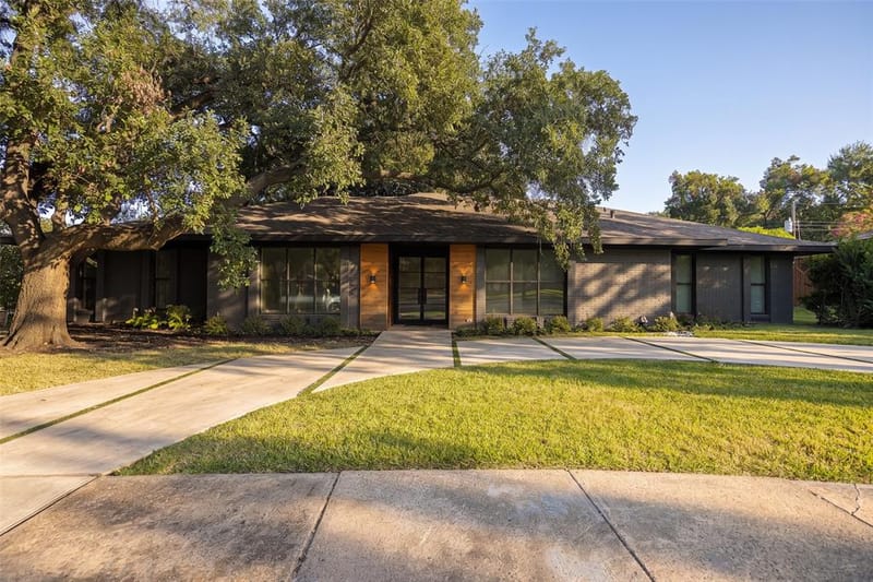 7336 Lakehurst Avenue, Dallas TX 75230