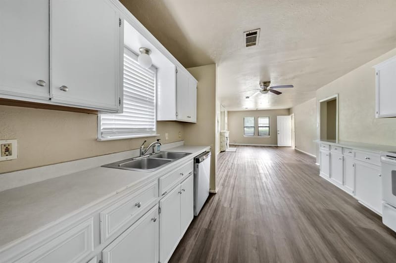 1404 E Tennie Street, Gainesville TX 76240 - Photo 22