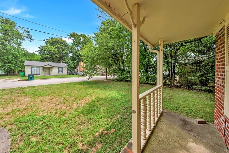 1404 E Tennie Street, Gainesville TX 76240 - Photo 15