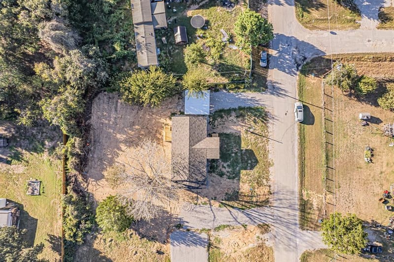 123 Kelly Court, Azle TX 76020 - Photo 24