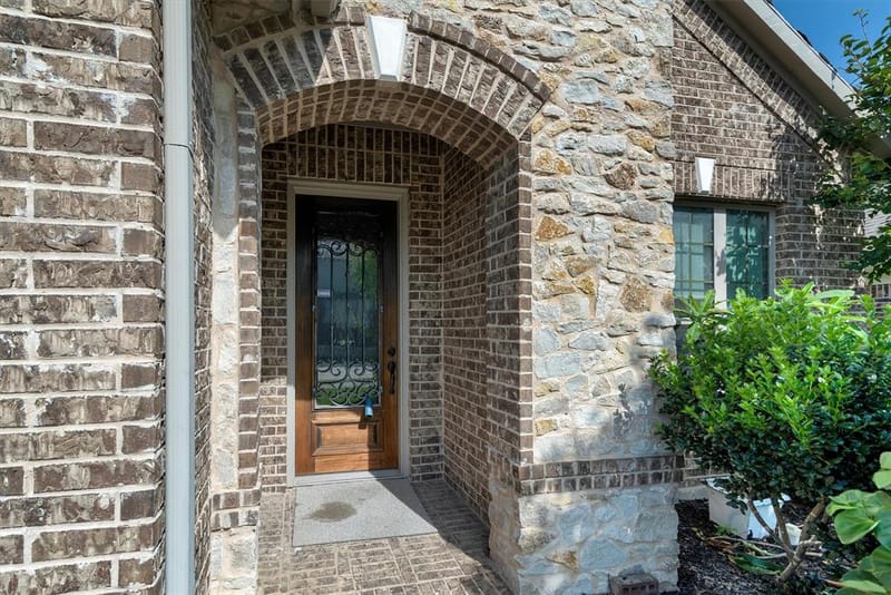 4005 Hawthorne Drive, Sachse TX 75048 - Photo 2