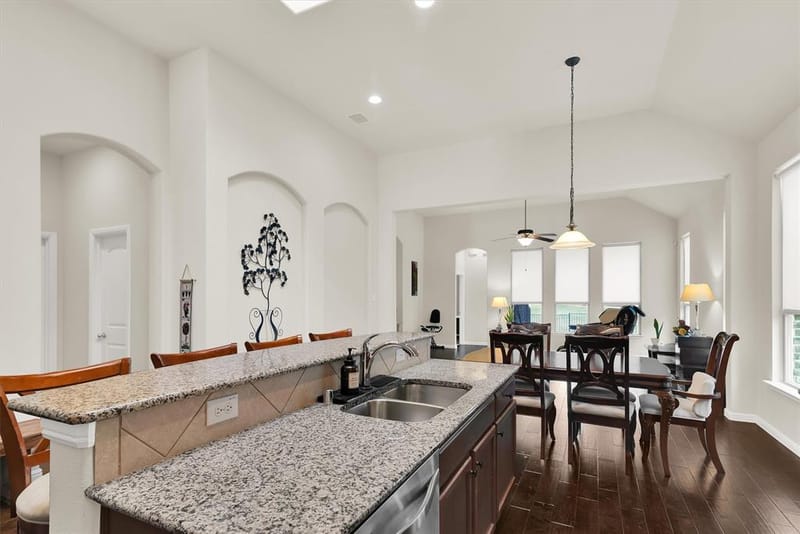 4005 Hawthorne Drive, Sachse TX 75048 - Photo 6