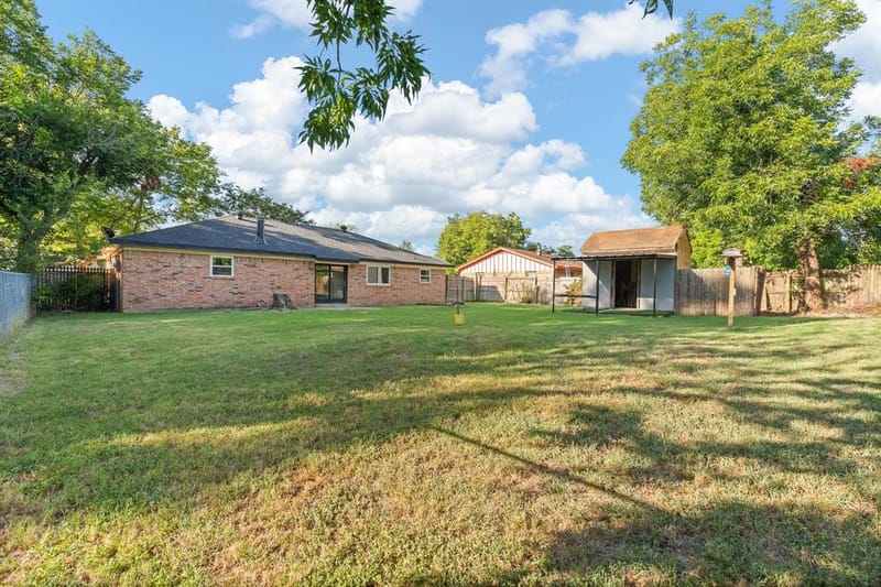 1206 Hemphill Drive, Cleburne TX 76033 - Photo 24