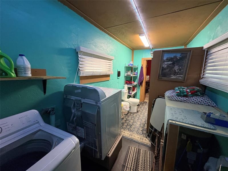 109 PR 2400, Iredell TX 76649 - Photo 17