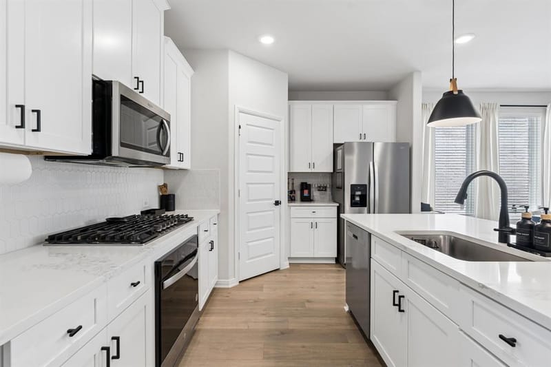 4121 Blackbird Avenue, Little Elm TX 75068 - Photo 7