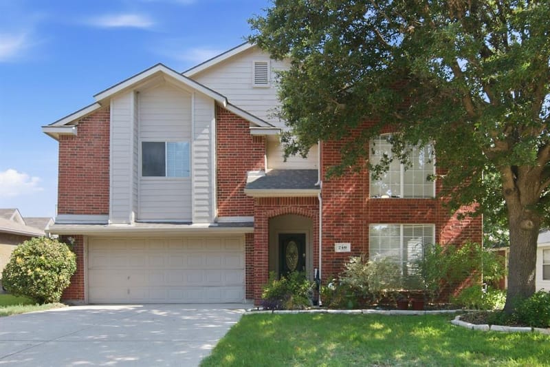 740 Cardinal Drive, Saginaw TX 76131