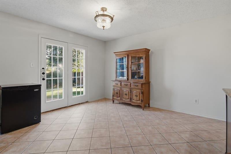 740 Cardinal Drive, Saginaw TX 76131 - Photo 14