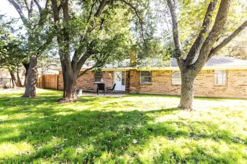 421 Apple Blossom Lane, Hurst TX 76053 - Photo 15
