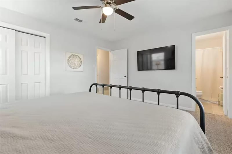 421 Apple Blossom Lane, Hurst TX 76053 - Photo 8