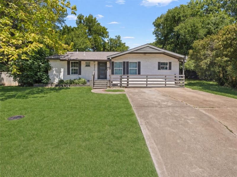 3535 Virginia Boulevard, Dallas TX 75211