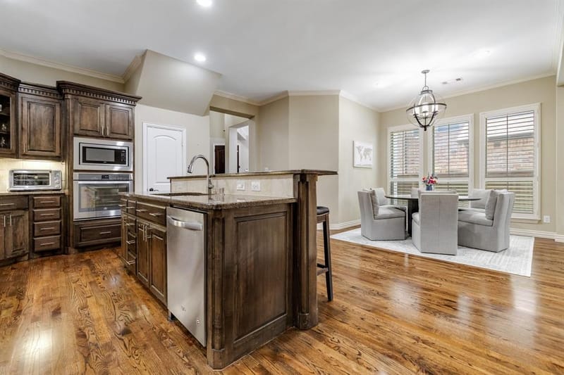 2029 N Hill Drive, Irving TX 75038 - Photo 17