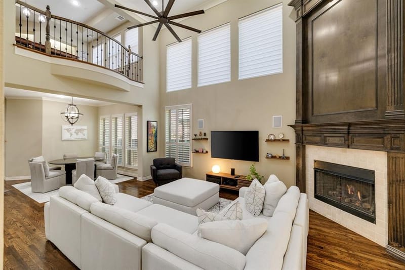 2029 N Hill Drive, Irving TX 75038 - Photo 7