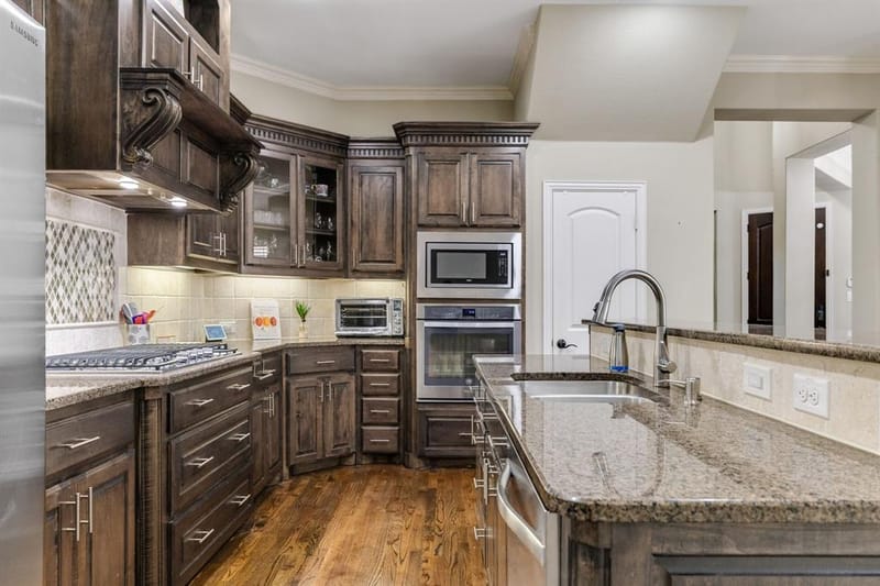 2029 N Hill Drive, Irving TX 75038 - Photo 15