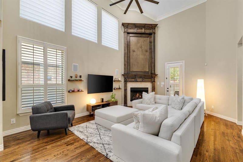 2029 N Hill Drive, Irving TX 75038 - Photo 8