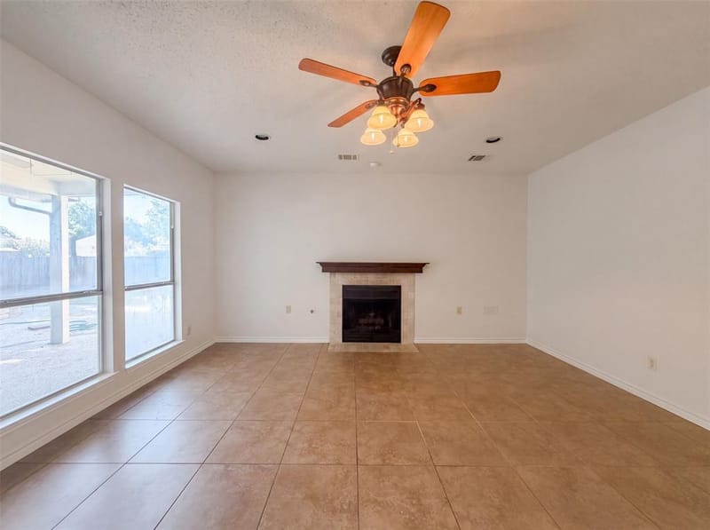 905 Ridgemont Drive, Allen TX 75002 - Photo 3