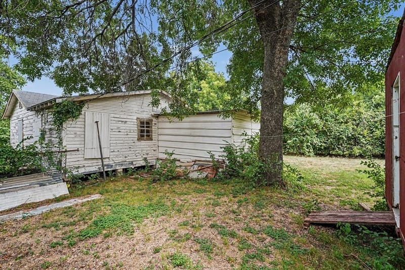 4212 Brady Drive, Fort Worth TX 76119 - Photo 22