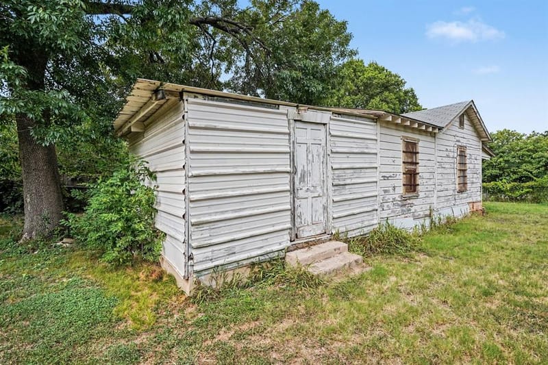 4212 Brady Drive, Fort Worth TX 76119 - Photo 21