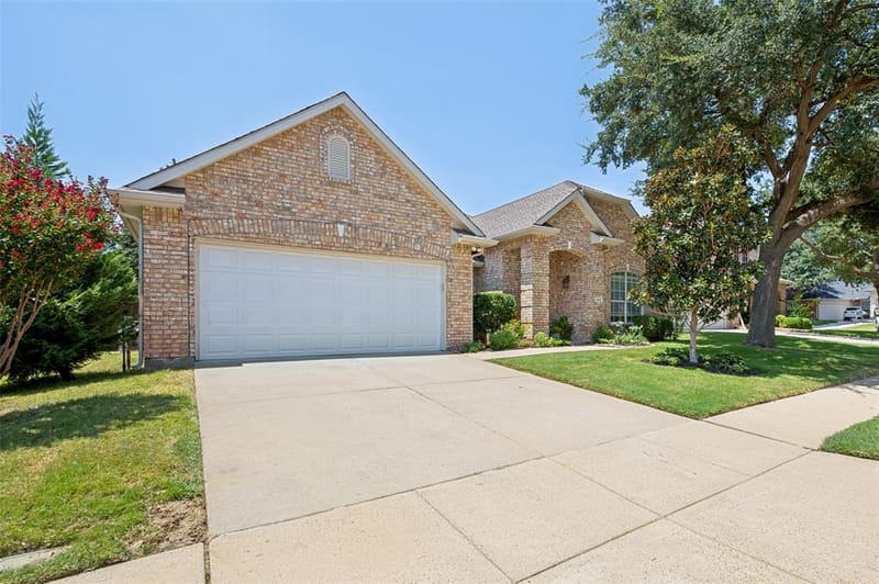 415 Patricia Lane, Highland Village TX 75077