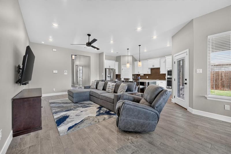 1720 River Bend Road, Burleson TX 76028 - Photo 9