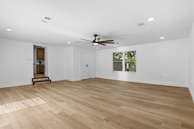 3035 Mark Twain Drive, Farmers Branch TX 75234 - Photo 26