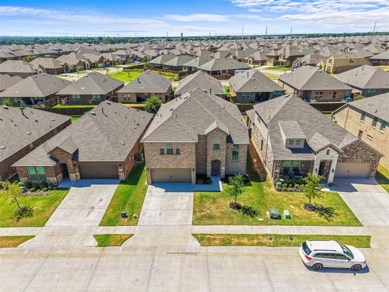 10608 Plumlee Lane, Aubrey TX 76227 - Photo 36