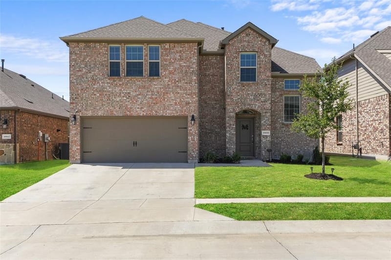 10608 Plumlee Lane, Aubrey TX 76227