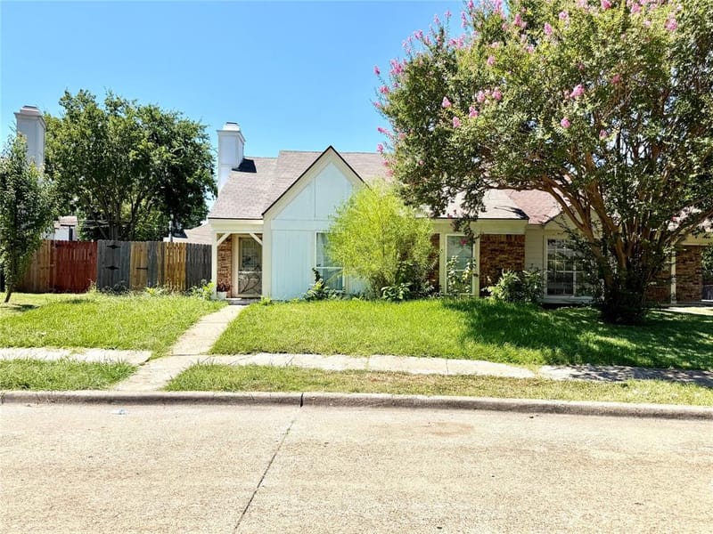 817 Colchester Drive, Mesquite TX 75149