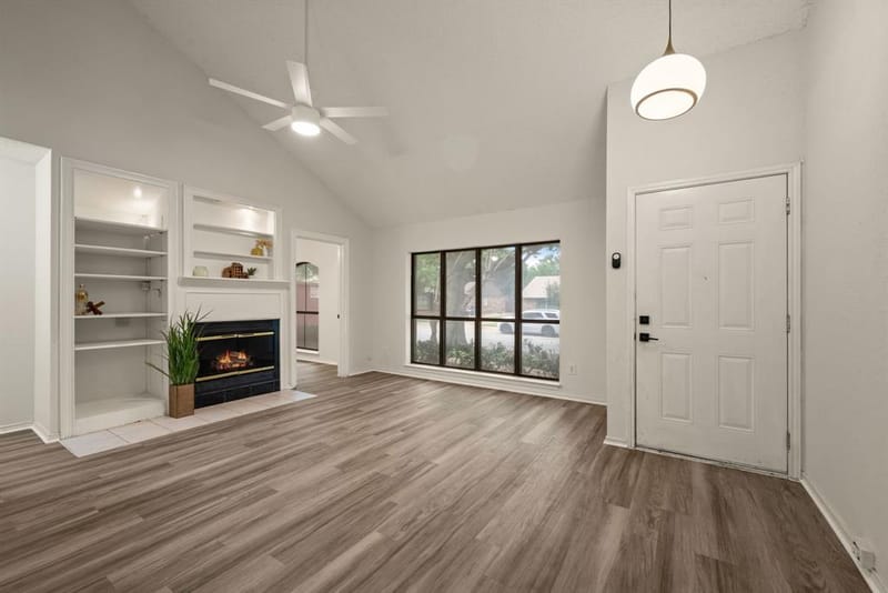 2911 Post Oak Drive, Euless TX 76039 - Photo 6