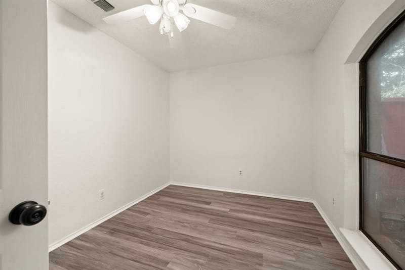 2911 Post Oak Drive, Euless TX 76039 - Photo 17