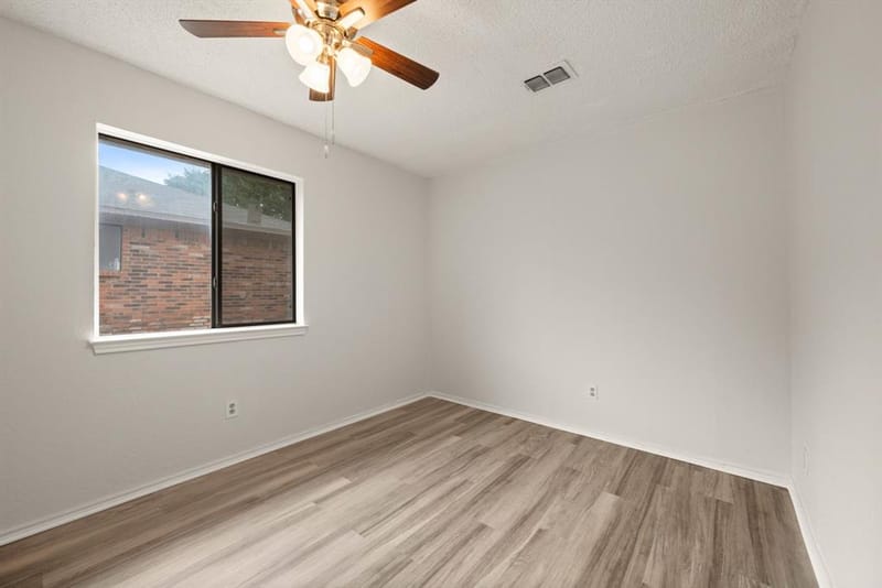 2911 Post Oak Drive, Euless TX 76039 - Photo 22