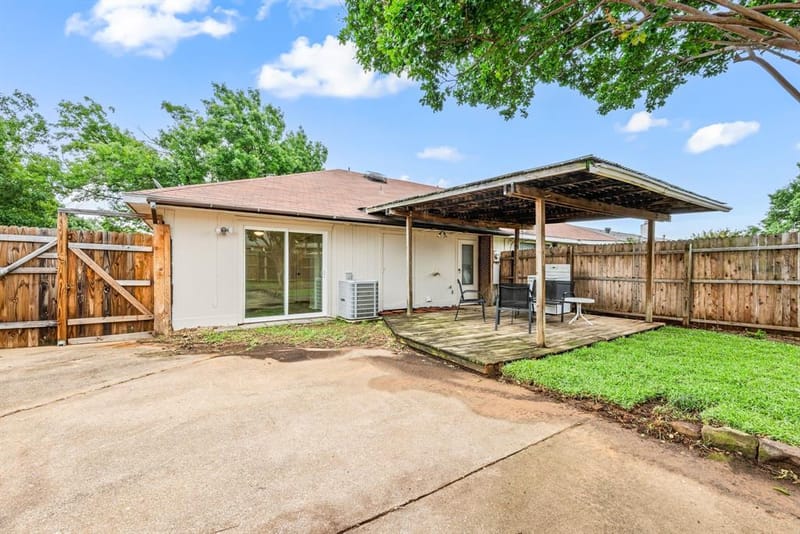 2911 Post Oak Drive, Euless TX 76039 - Photo 24