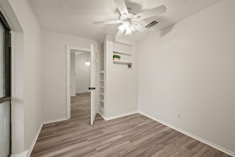 2911 Post Oak Drive, Euless TX 76039 - Photo 18