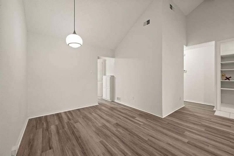 2911 Post Oak Drive, Euless TX 76039 - Photo 8