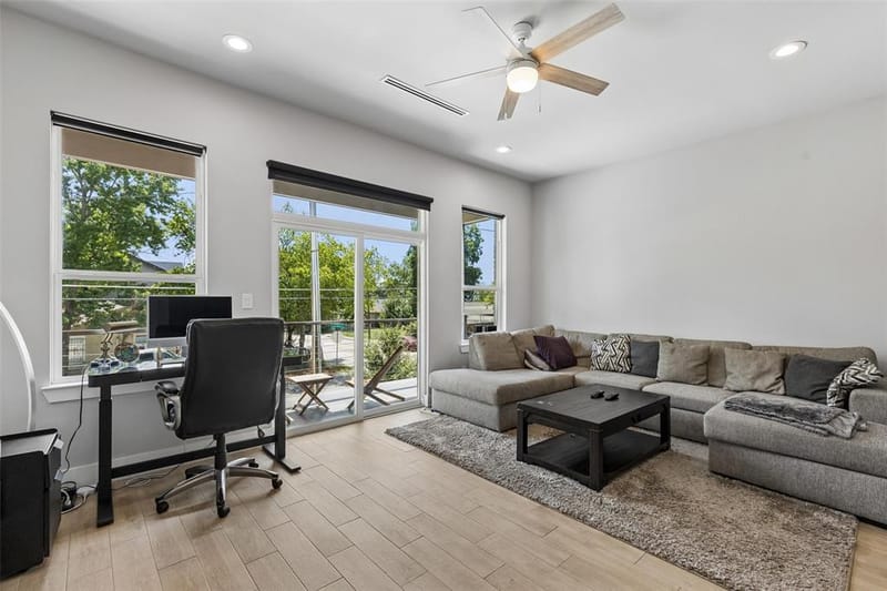 2603 Crossman Avenue, Dallas TX 75212 - Photo 12