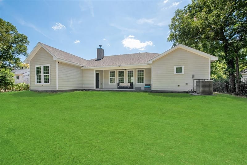 4212 Balch Drive, Dallas TX 75216 - Photo 24