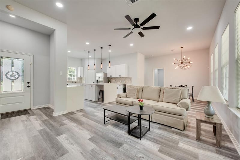 4212 Balch Drive, Dallas TX 75216 - Photo 4