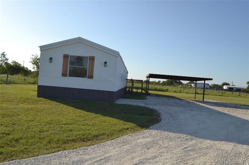 5893 SE County Road 2050, Corsicana TX 75109 - Photo 19