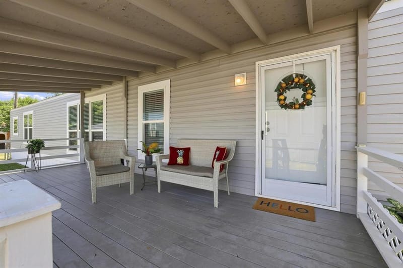 128 Valerie Lane, Sherman TX 75092