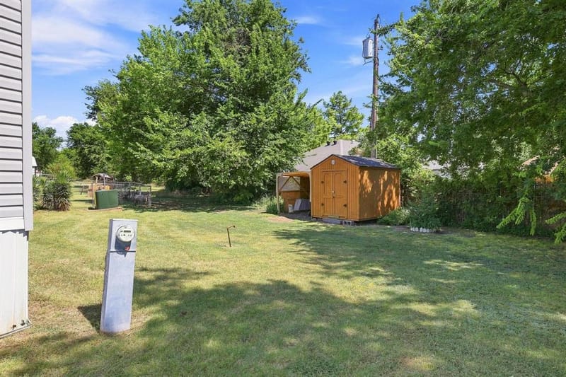 128 Valerie Lane, Sherman TX 75092 - Photo 37