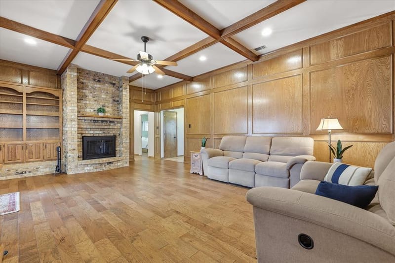 2509 Radcliffe Drive, Arlington TX 76012 - Photo 10