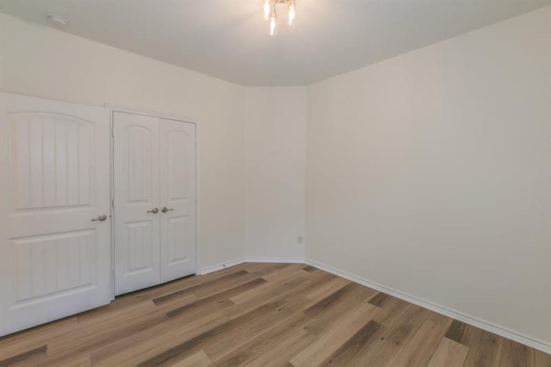 5115 Prestwick Drive, Arlington TX 76001 - Photo 15