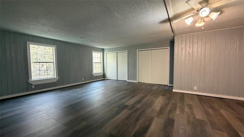 2522 N Hughes Avenue, Fort Worth TX 76103 - Photo 8