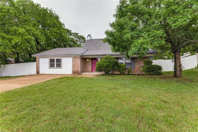 408 Windwood Court, Azle TX 76020 - Photo 3