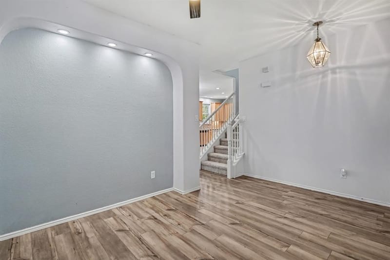 10800 Emerald Park Lane, Fort Worth TX 76052 - Photo 6