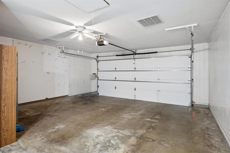 9629 Highland View Drive, Dallas TX 75238 - Photo 13